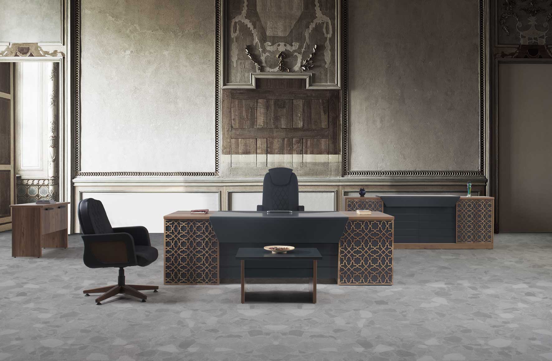 ROYAL YÖNETİCİ TAKIMI